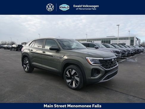 Used 2026 Volkswagen Atlas SE AWD/4WD image 1