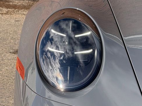 Certified 2025 Porsche 911 Carrera image 12