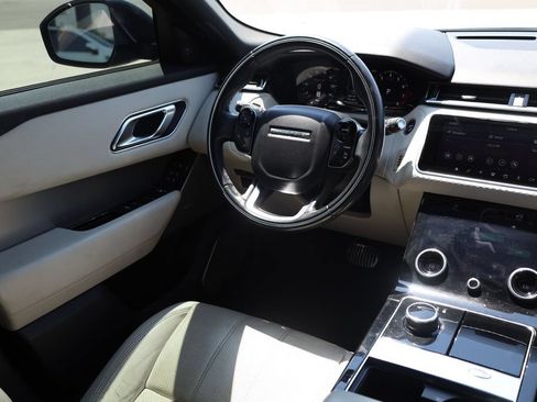 Used 2018 Land Rover Range Rover Velar R-Dynamic SE AWD/4WD image 19