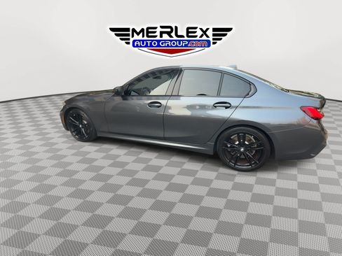 Used 2021 BMW 330i Sedan w/ M Sport Package RWD image 5