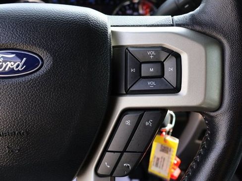 Used 2020 Ford F250 Lariat w/ Lariat Value Package AWD/4WD image 39