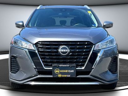 Used 2023 Nissan Kicks SV