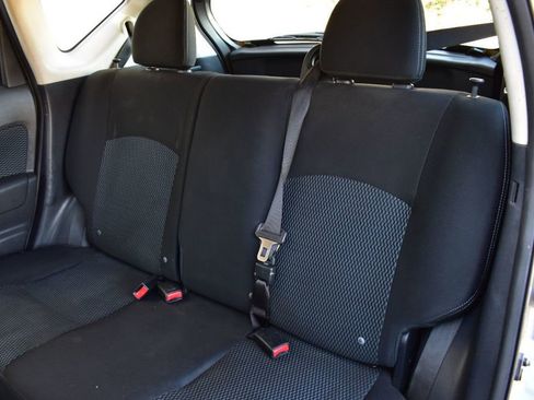 Used 2016 Nissan Versa Note SV image 21