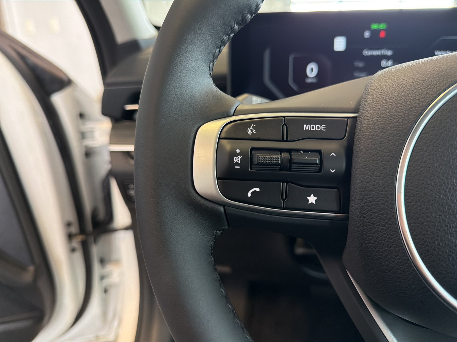 New 2026 Kia K5 EX FWD image 16