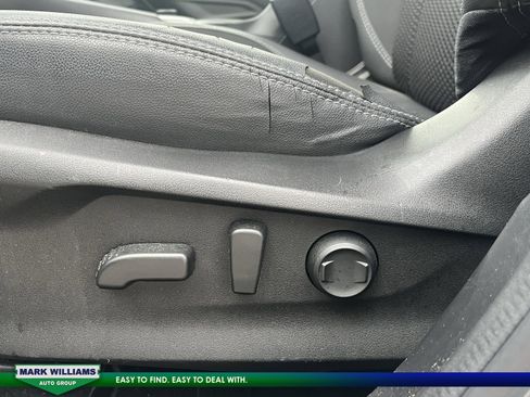 Used 2019 Subaru Forester Premium image 12