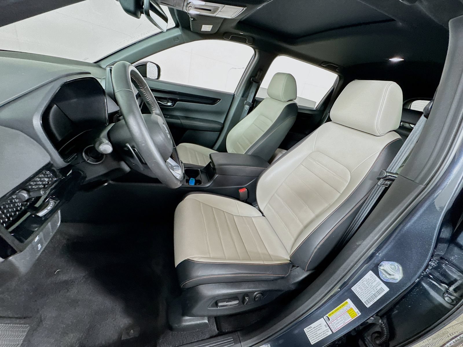 Used 2024 Honda CR-V Sport Touring image 11