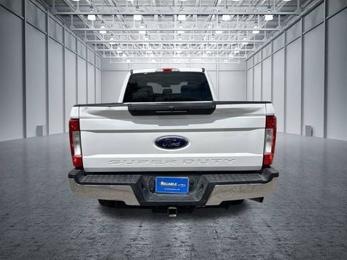 Used 2019 Ford F250 XL w/ STX Appearance Package AWD/4WD image 5