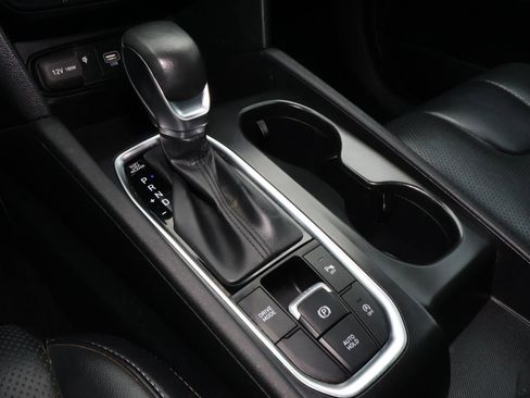 Used 2020 Hyundai Santa Fe SEL w/ Convenience Package image 26