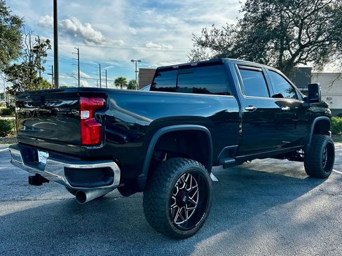 Used 2022 Chevrolet Silverado 2500 LTZ image 23