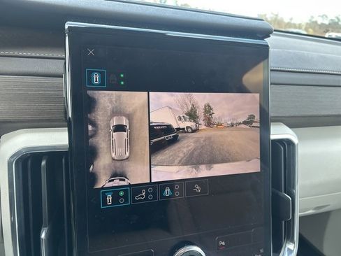 Used 2024 GMC Acadia Denali w/ Super Cruise Package image 18