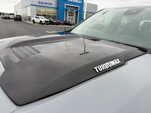 Used 2024 Chevrolet Silverado 1500 Custom Trail Boss w/ Turbomax Blackout Package image 10