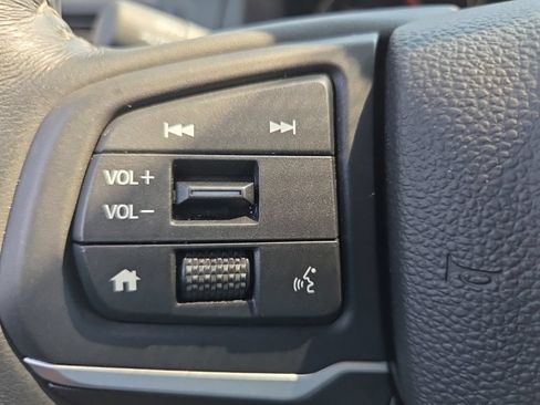 Used 2025 Honda Ridgeline Sport image 34