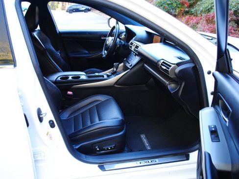 Used 2015 Lexus IS 250 250 F Sport Premium w/ F-Sport Package image 15