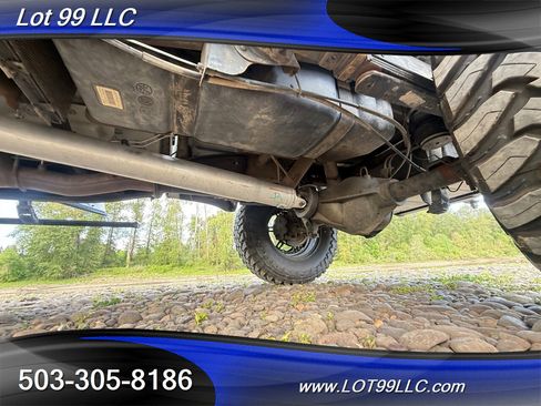 Used 2009 GMC Sierra 2500 SLT w/ Entertainment Package AWD/4WD image 54
