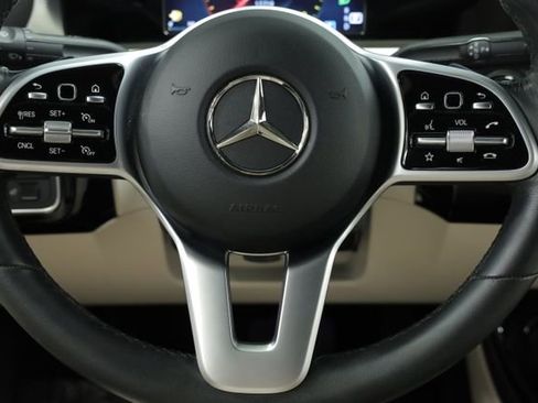 Used 2019 Mercedes-Benz A 220 image 13