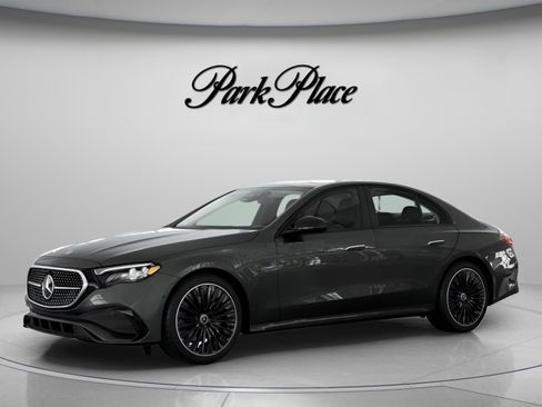 New 2026 Mercedes-Benz E 350 Sedan image 2