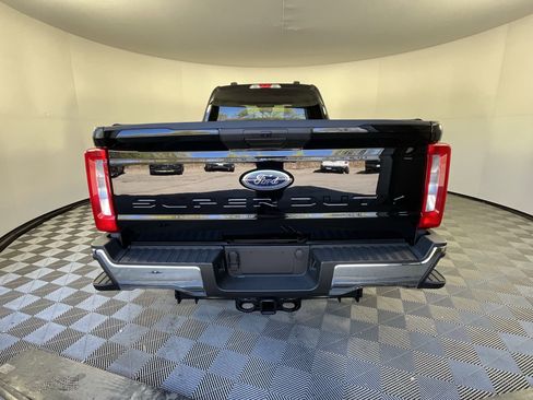 Used 2026 Ford F250 XLT w/ FX4 Off-Road Package AWD/4WD image 4