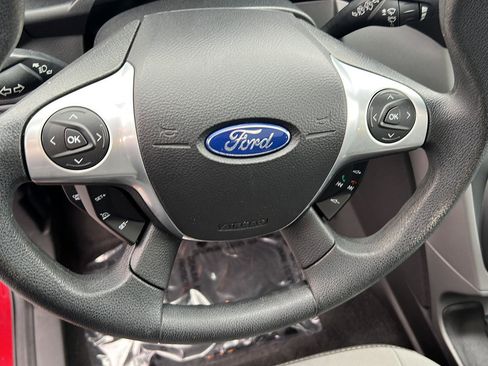 Used 2014 Ford Escape SE image 17