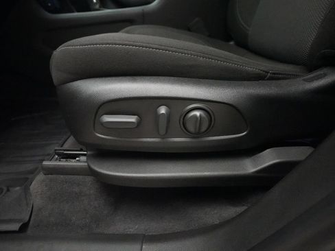 Used 2023 Chevrolet Traverse LT w/ LPO, Floor Liner Package AWD/4WD image 30
