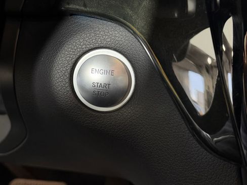 Used 2018 Mercedes-Benz GLS 450 4MATIC image 31