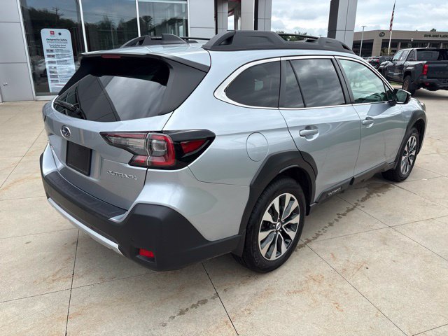 Used 2024 Subaru Outback Limited AWD/4WD image 7