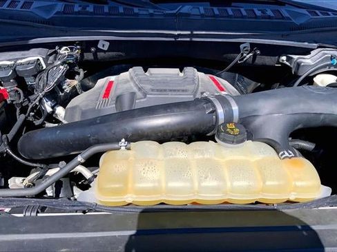 Used 2019 Ford F150 Raptor w/ Equipment Group 802A Luxury image 9