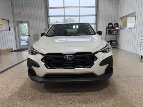 Used 2024 Subaru Crosstrek 2.0i AWD/4WD image 8