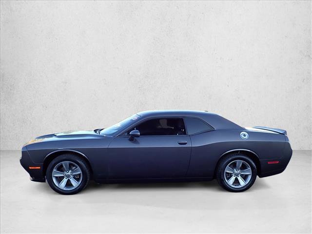 Used 2020 Dodge Challenger SXT RWD image 2