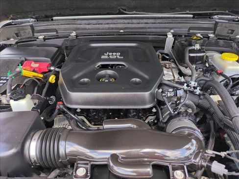 Used 2021 Jeep Wrangler Sport AWD/4WD image 20