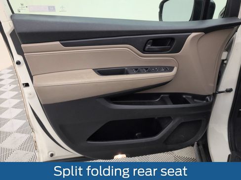 Used 2019 Honda Odyssey LX image 25