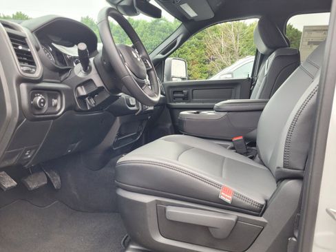 New 2026 RAM 2500 Tradesman image 3