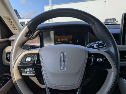 Certified 2021 Lincoln Aviator Reserve w/ Equipment Group 201A RWD image 21