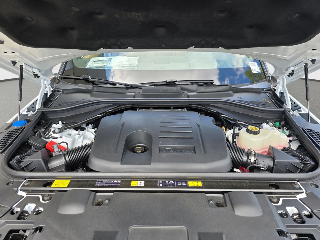 New 2026 Land Rover Range Rover Sport SE AWD/4WD image 31