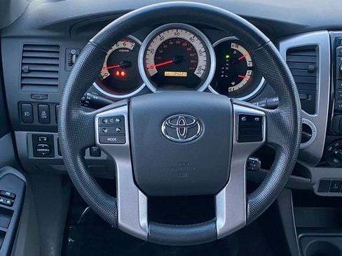 Used 2013 Toyota Tacoma 4x4 Double Cab image 11