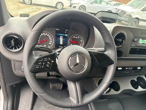 New 2025 Mercedes-Benz Sprinter 2500 image 14