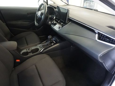 Used 2024 Toyota Corolla LE FWD image 23
