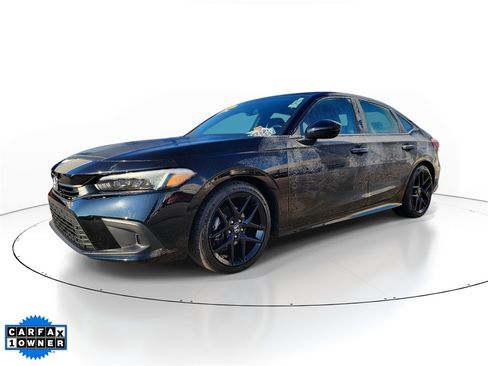 Used 2022 Honda Civic Sport image 2