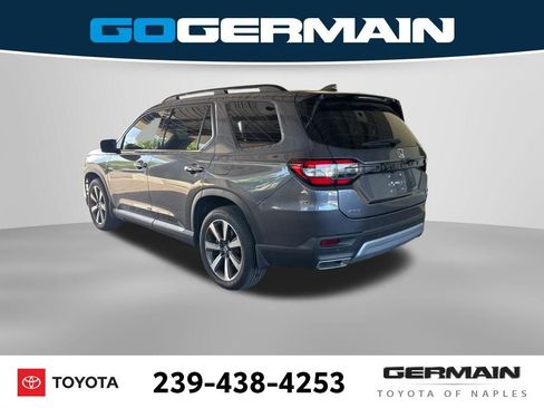 Used 2023 Honda Pilot Elite image 4