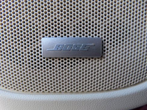 Used 2023 GMC Acadia Denali w/ Denali Ultimate Package image 16