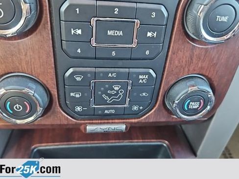 Used 2013 Ford F150 King Ranch w/ King Ranch Luxury Pkg AWD/4WD image 19
