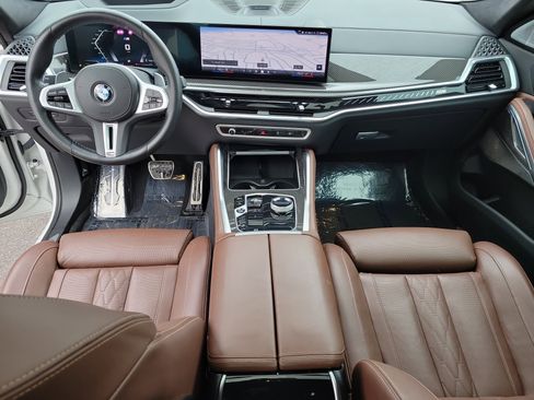 Certified 2024 BMW X6 M60i image 11