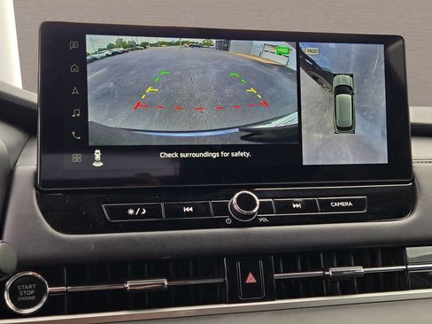 Used 2025 Mitsubishi Outlander AWD image 29