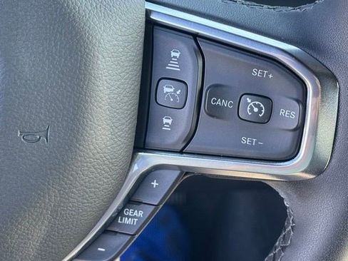 New 2026 RAM 1500 Laramie AWD/4WD image 17