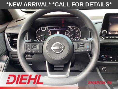 Used 2022 Nissan Rogue SV AWD/4WD image 32