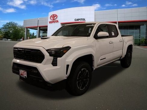 New 2026 Toyota Tacoma TRD Sport AWD/4WD image 5