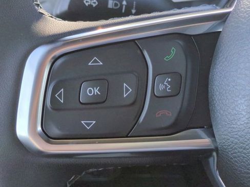 New 2026 Jeep Wrangler Unlimited Sahara AWD/4WD image 25