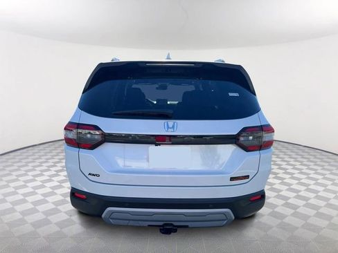 New 2025 Honda Pilot TrailSport image 6