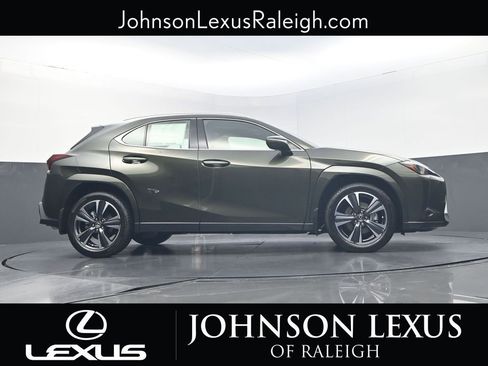 New 2026 Lexus UX 300h FWD image 20