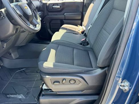 Used 2024 Chevrolet Silverado 1500 Custom RWD image 17