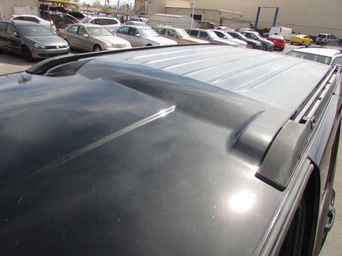 Used 2007 Jeep Commander Sport RWD image 28